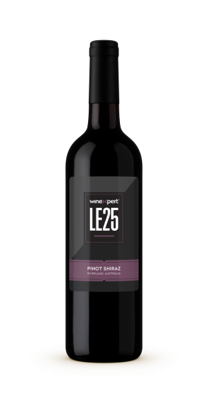 Pinot Shiraz, Riverland Australia - DECEMBER 2025